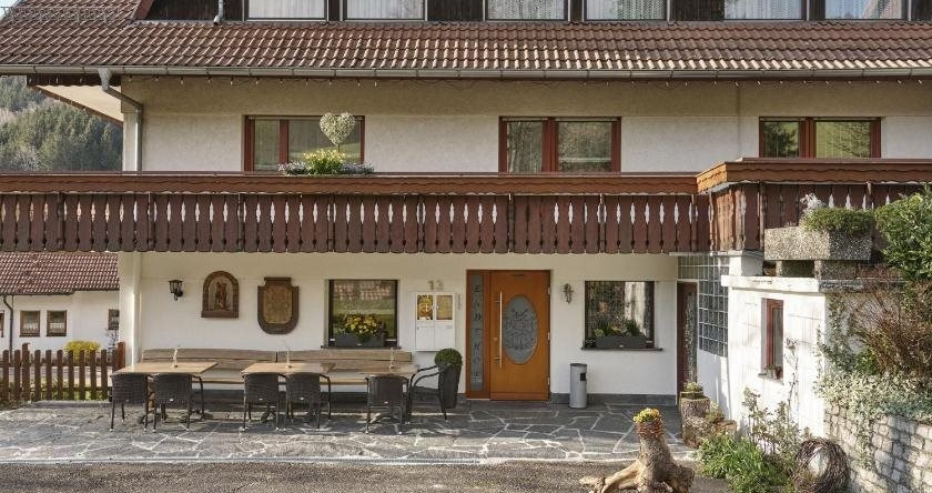 Café-Pension Endehof, 埃尔察赫 — 照片 1