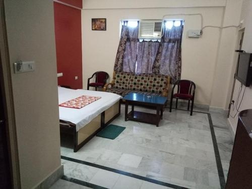 Hotel Ridhi N Sidhi, Беттия — фото 1