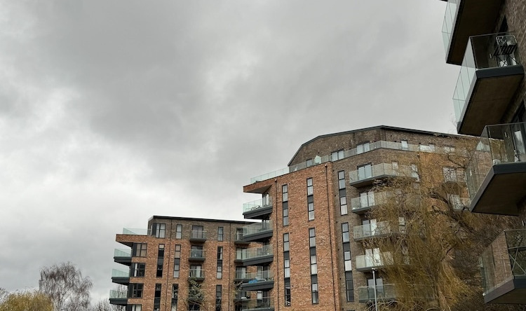 Luxury Apartment in Dartford, Dartford — photo 1