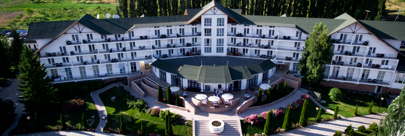 Kurortnyij Kapriz Hotel, 巴克图-多洛诺图 — 照片 1