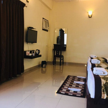 Hotel Om Residency, Kushinagar — photo 3