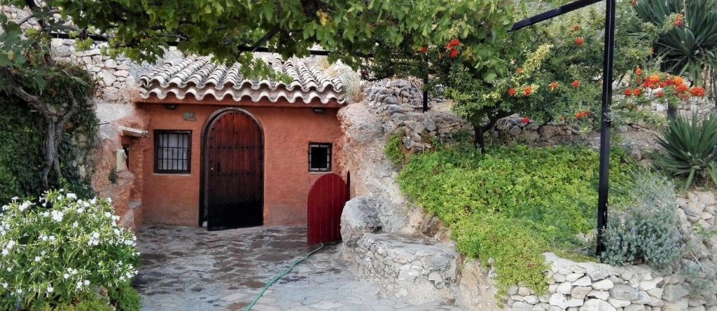Cueva El Parral, 佩加拉哈尔 — 照片 1