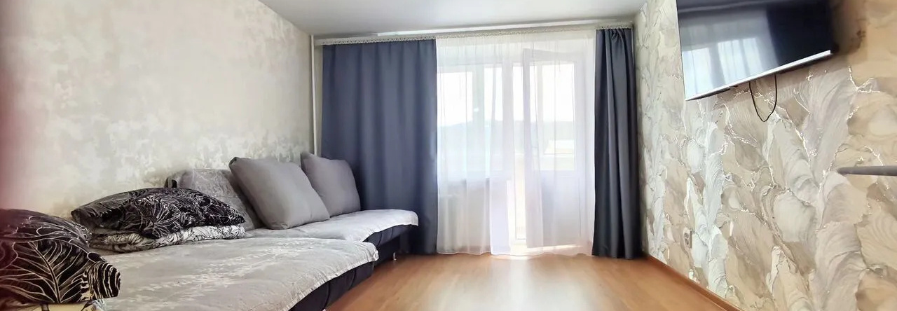 2-K Imangulovskaya 4 Flat, Uchaly — photo 1