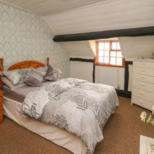 Caerau Farm House, Llandinam — photo 3