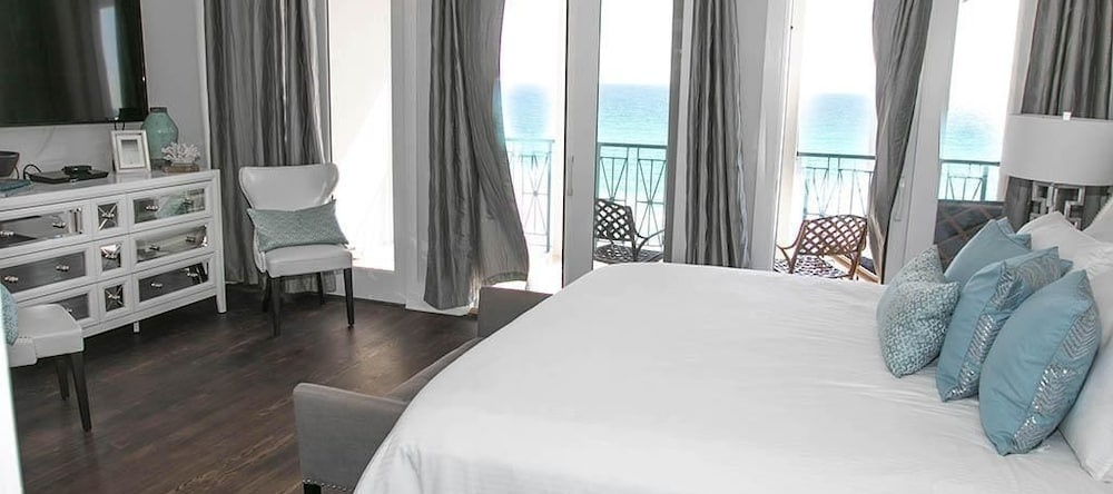 Ventanas al Paraiso 5 Bedroom Holiday Home by Five Star Properties, 米拉马尔海滩 — 照片 1