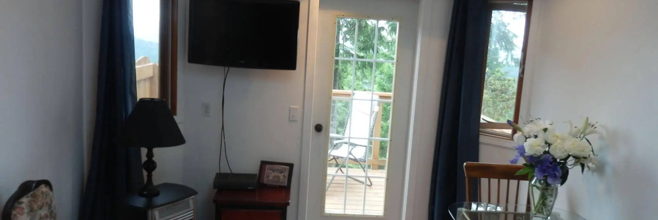 Elevate Rooms Armand Heights, Salt Spring Island — photo 1