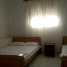 Dimitris Rooms, Лутра Волвис — фото 4