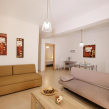 Petra Thea Apartments 2, Каламата — фото 3