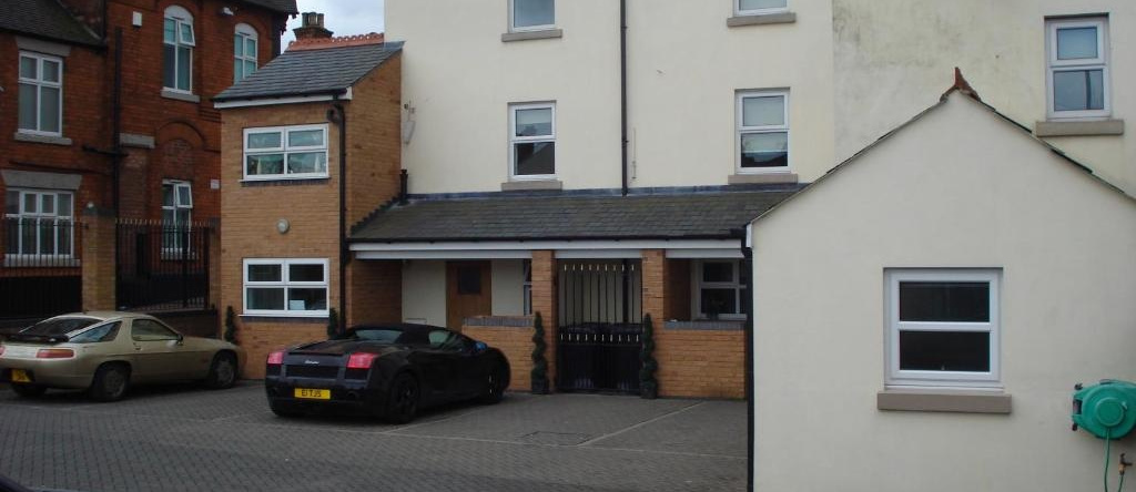 Earle House Serviced Apartments, Crewe — photo 1