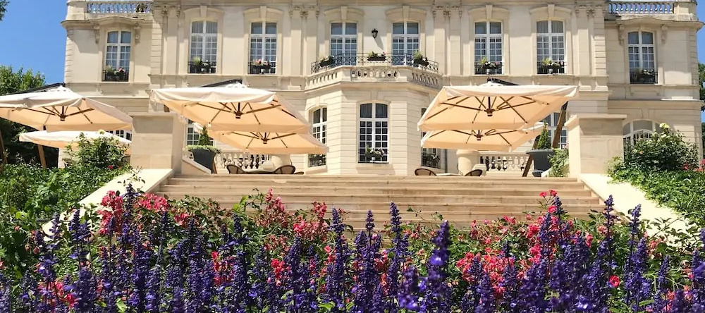 Chateau De Rilly - Les Collectionneurs, 里伊-拉-蒙塔涅 — 照片 1