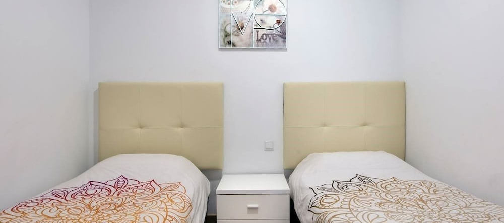 Apartments Calle Simon Pera, 巴达洛纳 — 照片 1