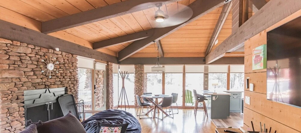Glass House Elk Rim Pine 1 Bedroom Cabin by Redawning, Pine — photo 1