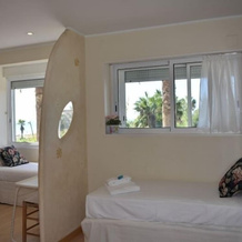 Sanpan Be my Guest Castelldefels, 加瓦 — 照片 2