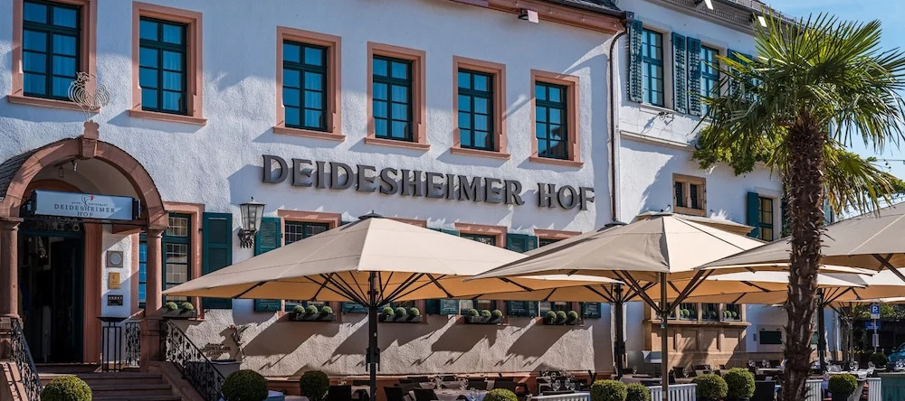 Hotel Deidesheimer Hof, 代德斯海姆 — 照片 1