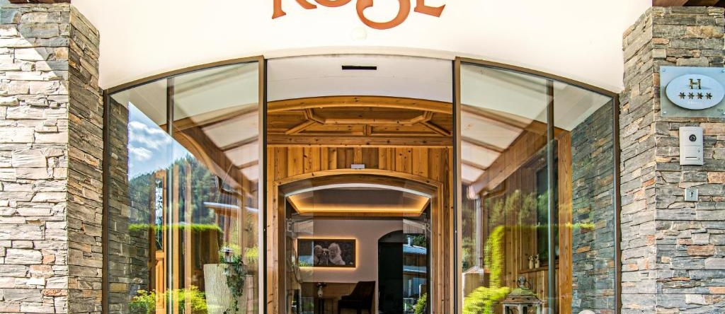 Hotel Rose, Випитено — фото 1