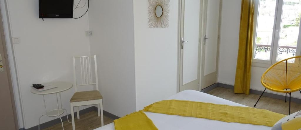 Le Grand Hotel, Forcalquier — photo 1