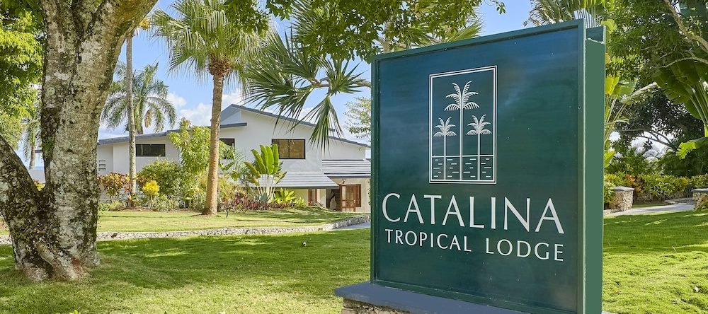 Catalina Tropical Lodge, Cabrera — photo 1
