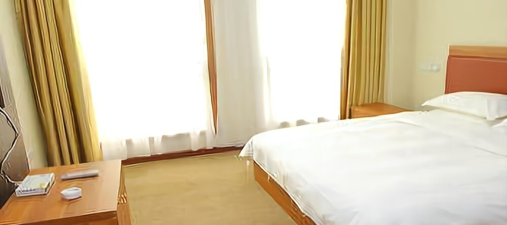 Heyun Holiday Hotel, 济宁 — 照片 1