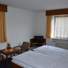 Hotel-Restaurant Gelbes Haus, 施韦比施格明德 — 照片 2