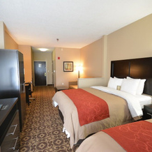 Comfort Inn & Suites, Труссвилль — фото 5