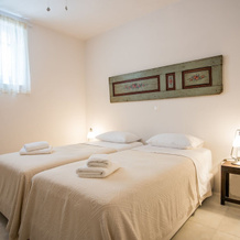 Eclectic island villa - gorgeous sea views, garden by VillaRentalsgr, Ampelas — photo 5