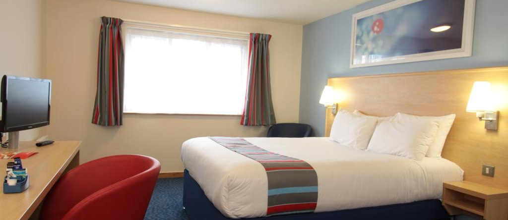 Travelodge Ashton Under Lyne, Droylsden — photo 1
