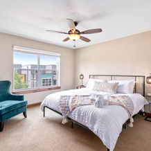 Spectacular Townhome near Breweries and River District!, 柯林斯堡 — 照片 3