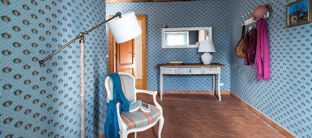 La Capinera, 特雷卡斯塔尼 — 照片 1