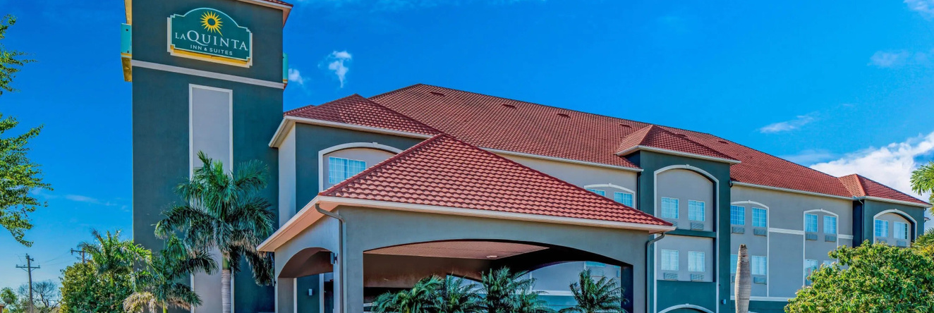 La Quinta Inn & Suites by Wyndham Alamo - McAllen East, Alamo — photo 1