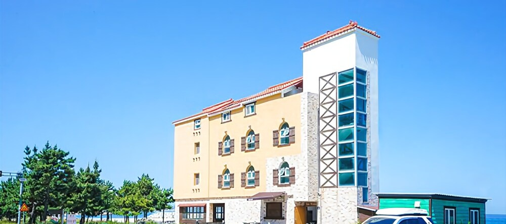 Uljin Sea Prince Pension, 竹边面 — 照片 1