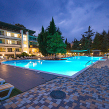 Slavutich Health resort, 阿卢什塔 — 照片 3