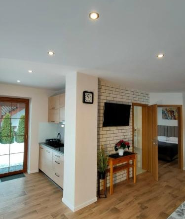 Apartamenty i pokoje Przy Termach, 下比亚尼斯卡 — 照片 1