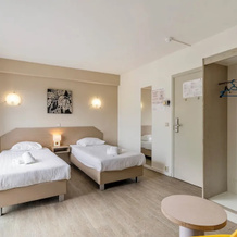 Room in Apartment - Sleep & Go Brussels South - Comfort Studio - Twin, 圣杰内修斯-罗德 — 照片 4