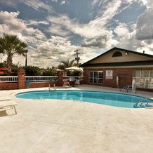 Suburban Studios Columbia - Harbison, St. Andrews — photo 4