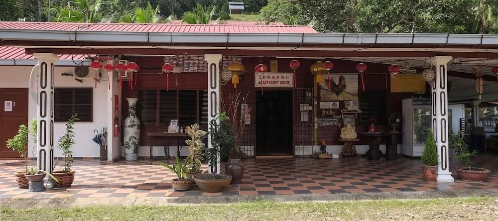 OYO 89928 ACF Guest House, 双溪林明 — 照片 1