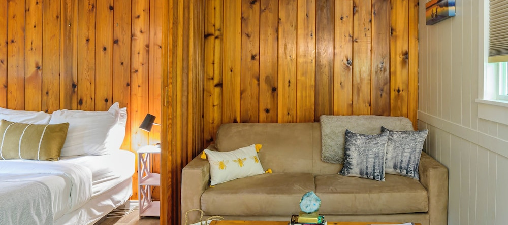 Barefoot Villas Room 4 Cedar, 克里斯蒂娜湖 — 照片 1