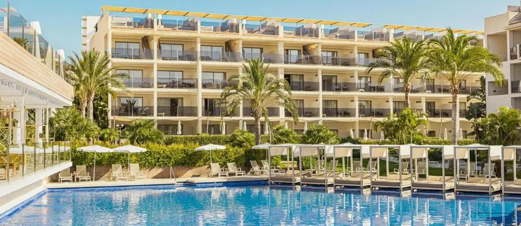 Zafiro Palace Palmanova, 卡尔维亚 — 照片 1