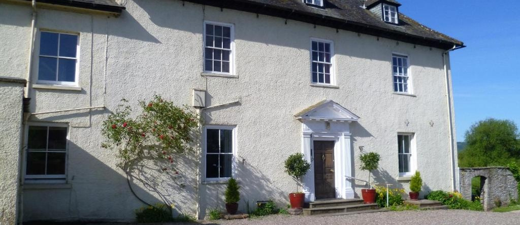 Aberllynfi Riverside Guesthouse, 格韦尼费德 — 照片 1