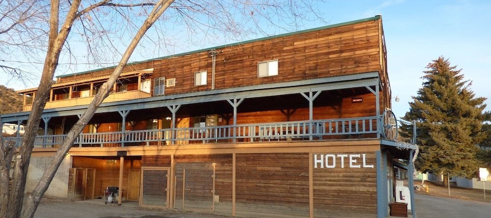 The Hitching Post Hotel and Farm Store, 帕奥尼亚 — 照片 1