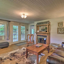 'Lil Red Hen' Cottage In The Boone Area W/ Hot Tub, Уэст-Джефферсон — фото 4