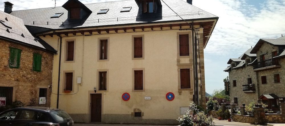 Apartamentos Tramacastilla 3000, Sallent de Gallego — photo 1