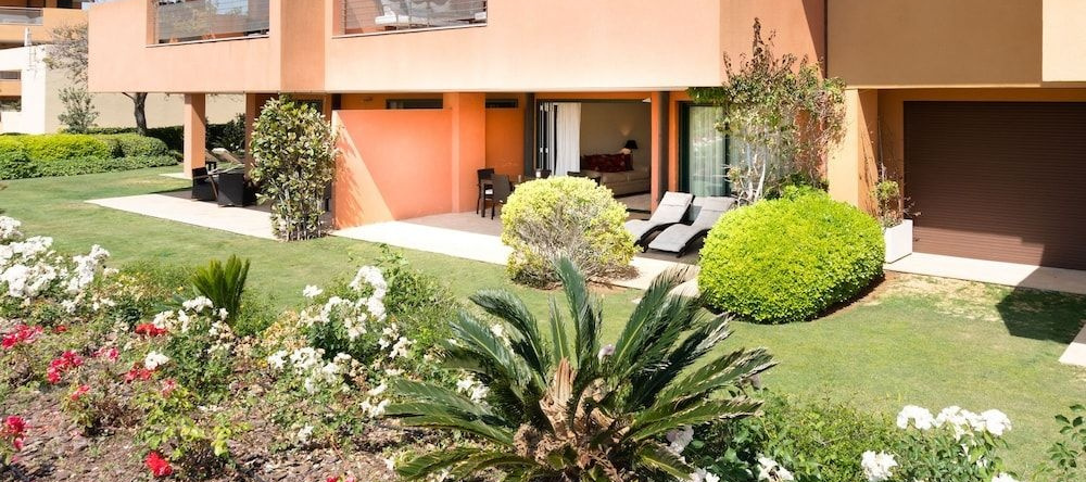 Sotogrande Marina 2Bedroom Luxury Ground, Сан-Роке — фото 1