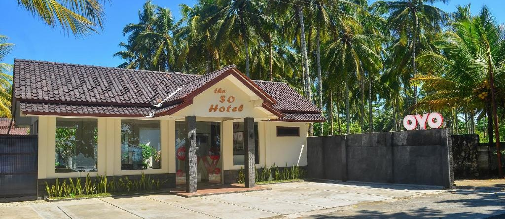 OYO 816 The SO Hotel, 巴图卡拉斯 — 照片 1