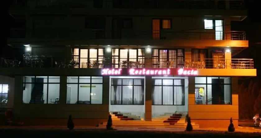 Hotel Dacia, Куртя-де-Арджеш — фото 1