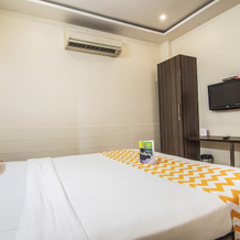 FabHotel Gayathri, 蒂鲁琴杜尔 — 照片 3