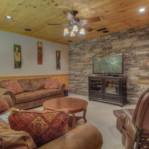 Falling Waters Lodge By Escape To Blue Ridge, Черри-Лог — фото 2