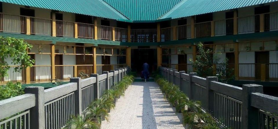 Borgos, Кохора — фото 1
