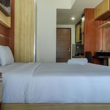 Cozy Studio At Vida View Makassar Apartment, Макассар — фото 3