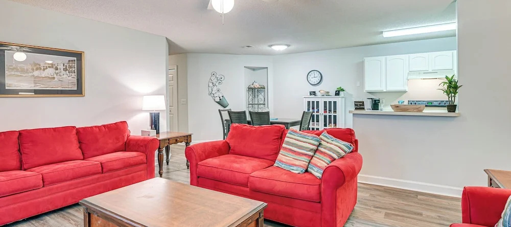 Murrells Inlet Condo w/ Pool Access, Near Beach!, 默雷尔斯因莱特 — 照片 1