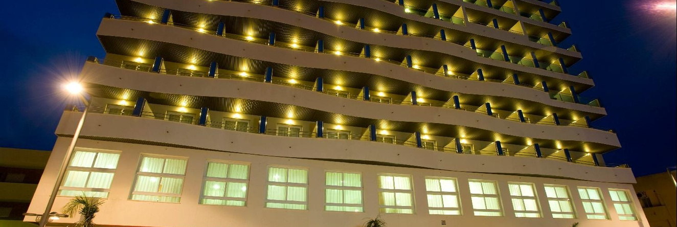 Hotel Bahia de Almunecar, 阿尔穆涅卡尔 — 照片 1